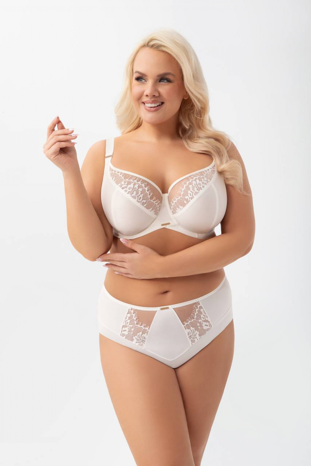 K 938 Трусы крем