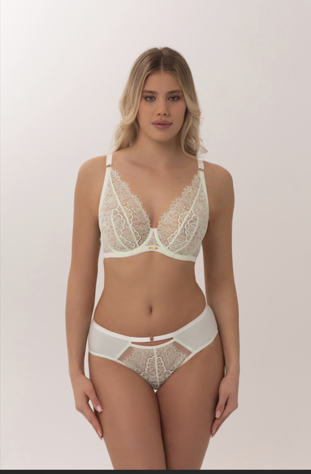 Бюст ESMERALDA MINT Soft Bralette